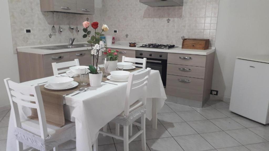 La Casa Re Basuli Villa Noto Exteriör bild