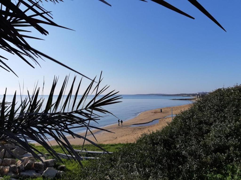 La Casa Re Basuli Villa Noto Exteriör bild